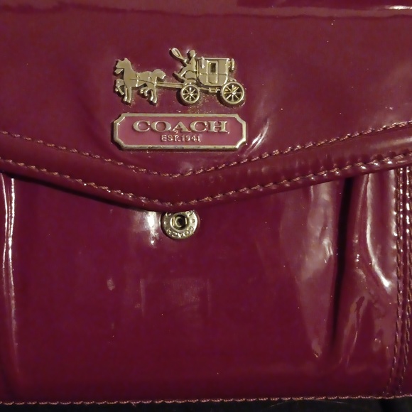 Coach Wallets - Picture 1 of 8